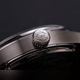 V9 International Portugal Series True Perpetual Calendar, первая 