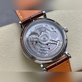 Новинка TWA – вершина эстетики Самая яркая звезда IWC, эксперт в 