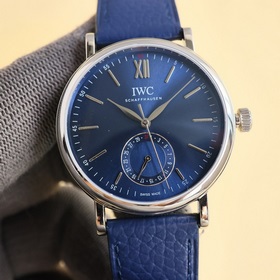(Три функции в одном) IWC впервые представила серию Portofino (IW