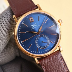 (Три функции в одном) IWC впервые представила серию Portofino (IW
