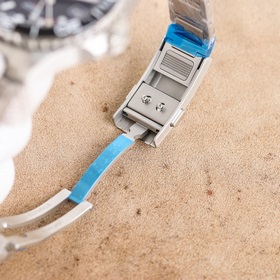 Новинка от Longines! Серия водонепроницаемых часов HYDROCONQUEST 