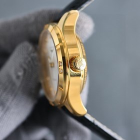 Новейшая женская модель Longines 2024 года, популярная на Little 