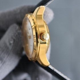 Новейшая женская модель Longines 2024 года, популярная на Little 