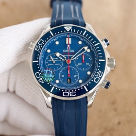 Omega Seamaster 300 метров 1： Четкие линии циферблата, блестящая 