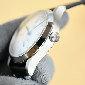 Новая модель TW Omega - модель 511.12.39.21.99.002. Дизайн вдохно