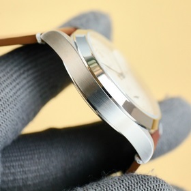Новая модель TW Omega - модель 511.12.39.21.99.002. Дизайн вдохно