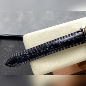 Серия Omega De Ville 434.23.42.22.02.001 отличается элегантным ди