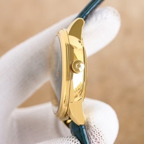 Третье поколение часов Omega De Ville Elegant с механизмом с малы