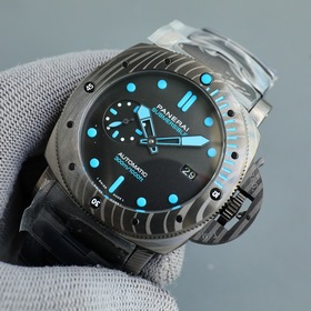 Новая модель SUBMERSIBLE BMG-TECH от Panerai — впечатляющие скеле