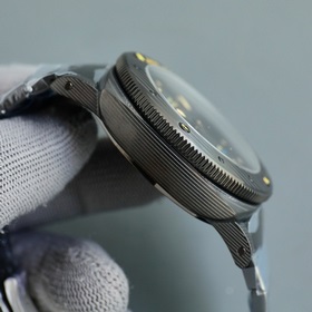 Новая модель SUBMERSIBLE BMG-TECH от Panerai — впечатляющие скеле