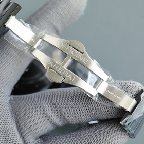Новая модель SUBMERSIBLE BMG-TECH от Panerai — впечатляющие скеле