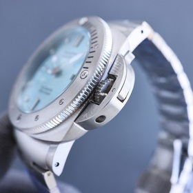 Новейшая версия V7 Panerai SUBMERSIBLE BMG-TECH — 47-миллиметровы