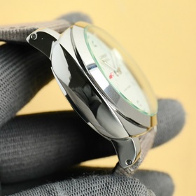 Panerai модель PAM01157, серия Panerai, механизм OR, тип механизм