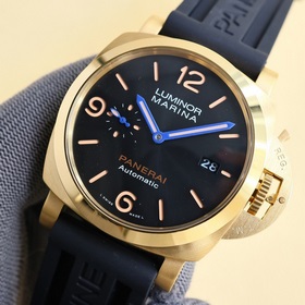 Новейшая версия V7, эксклюзивно в продаже Серия Panerai LUMINOR —