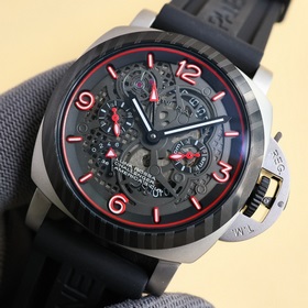 Panerai SUBMERSIBLE BMG-TECH — 47-миллиметровые часы из серии Sub