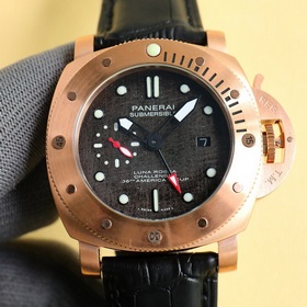 Panerai SUBMERSIBLE BMG-TECH — 44-миллиметровые часы из серии Sub