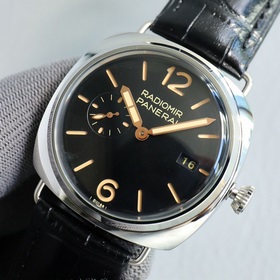 Новая модель V7 Бренд  Panerai Серия  Radiomir Тип механизма 