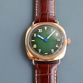 Новейшая версия V7 от Panerai оснащена оригинальным импортным мех