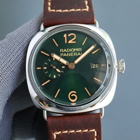Новейшая версия V7 от Panerai оснащена оригинальным импортным пол