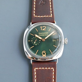 Новейшая версия V7 от Panerai оснащена оригинальным импортным пол