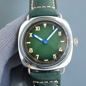 Новейшая версия V7 от Panerai оснащена оригинальным импортным мех