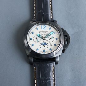 Первая премьера от крупного производителя — серия Panerai с реаль