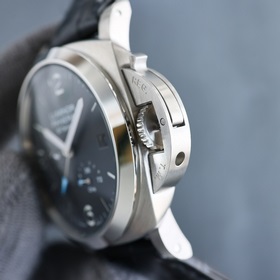 V7 Panerai 2025 Новейшая модель Panerai Бренд： Panerai Серия： LUM
