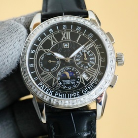 Patek Philippe впечатляет своим появлением. Диаметр циферблата 42