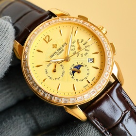 Patek Philippe впечатляет своим появлением. Диаметр циферблата 42