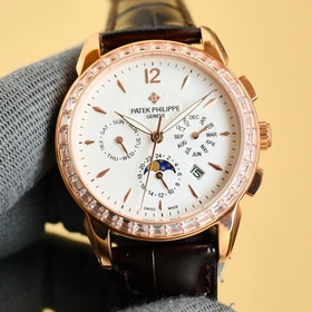 Patek Philippe впечатляет своим появлением. Диаметр циферблата 42