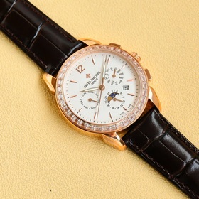 Patek Philippe впечатляет своим появлением. Диаметр циферблата 42