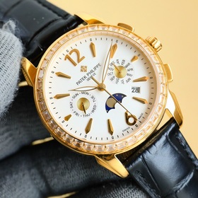 Patek Philippe впечатляет своим появлением. Диаметр циферблата 42