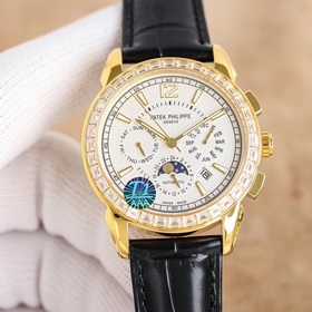 Patek Philippe впечатляет своим появлением. Диаметр циферблата 42