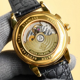Patek Philippe впечатляет своим появлением. Диаметр циферблата 42