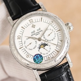 Patek Philippe впечатляет своим появлением. Диаметр циферблата 42