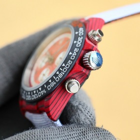 Новинка Rolex ROLEX - серия Cosmograph Daytona из углеродного вол