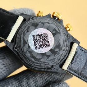 Новинка Rolex ROLEX - серия Cosmograph Daytona из углеродного вол