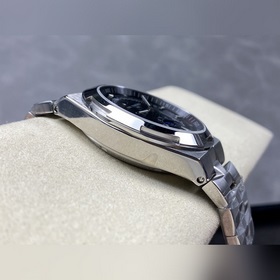 GR Vacheron Constantin Overseas True Moon Phase Reverse Jump Муль