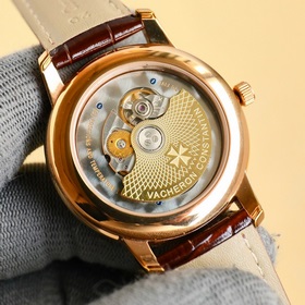 Усовершенствованная версия часов Vacheron Constantin Overseas. Эт