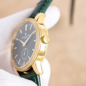 Мужские часы Vacheron Constantin Traditionnelle 1. Часы оснащены 