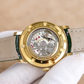 Мужские часы Vacheron Constantin Traditionnelle 1. Часы оснащены 