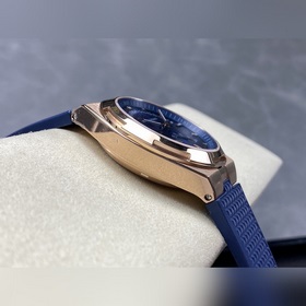 GR Vacheron Constantin Overseas True Moon Phase Reverse Jump Муль