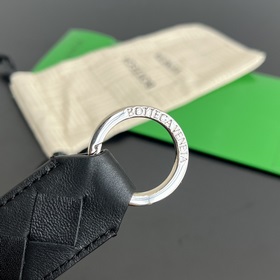 #BV Новый брелок 800553 Одиночный плетеный кожаный брелок, неболь
