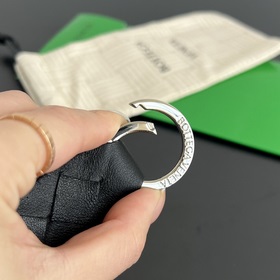 #BV Новый брелок 800553 Одиночный плетеный кожаный брелок, неболь