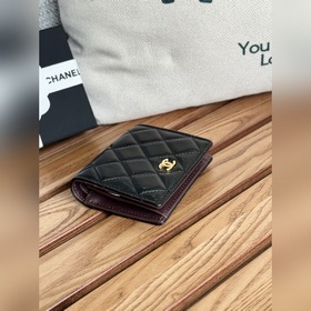 Новинка 2025 года от Chanel Короткий кошелек, складной пополам, 