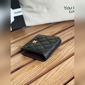 Новинка 2025 года от Chanel Короткий кошелек, складной пополам, 