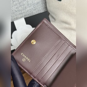 Новинка 2025 года от Chanel Короткий кошелек, складной пополам, 