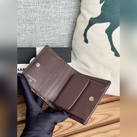 Новинка 2025 от Chanel Короткий кошелек, складывающийся пополам,