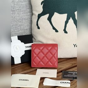 Новинка 2025 от Chanel Короткий кошелек, складывающийся пополам,