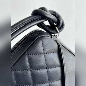Chanel Kangpeng серия черно-белая сумка под мышку с пандой Очень 